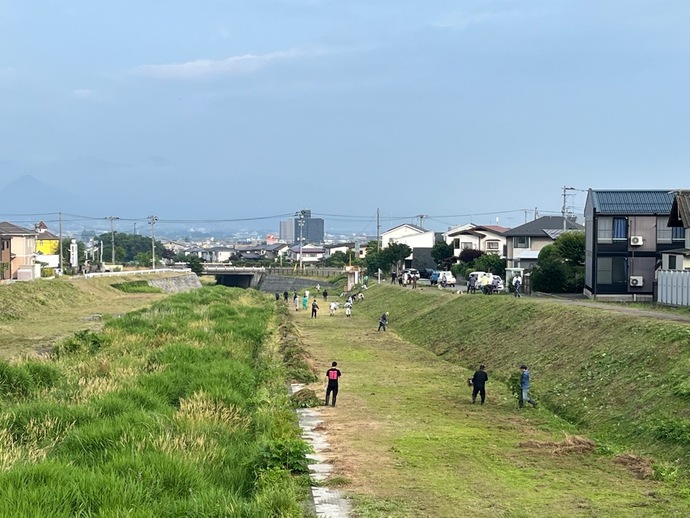 写真:河川一斉清掃2