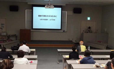 写真:講話の様子