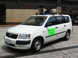 写真：防犯パトロール車1