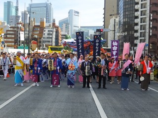 写真：東京新虎まつり　東北六魂祭パレード3