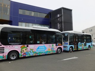 写真：ベニちゃんバス東くるりん新車両お披露目式2