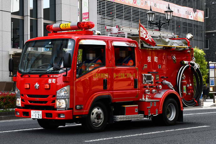 写真：消防団車両　普通ポンプ車