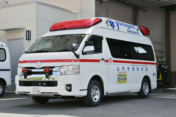 写真：東消防署　本署　高規格救急車2