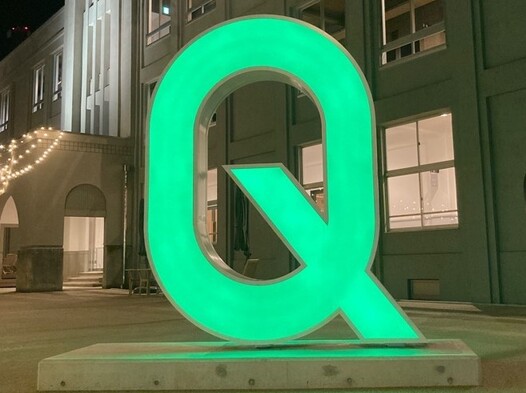 Q1