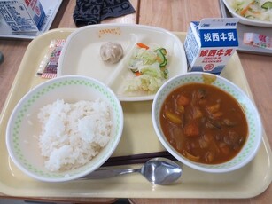 学校給食
