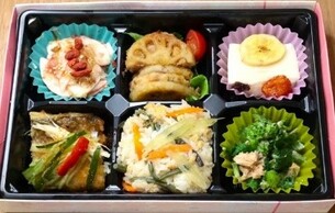 減塩や栄養バランスに配慮したスクスクメニュー