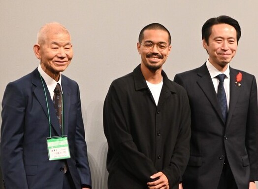 音楽家 坂本龍一氏の息子で映像作家の空音央氏