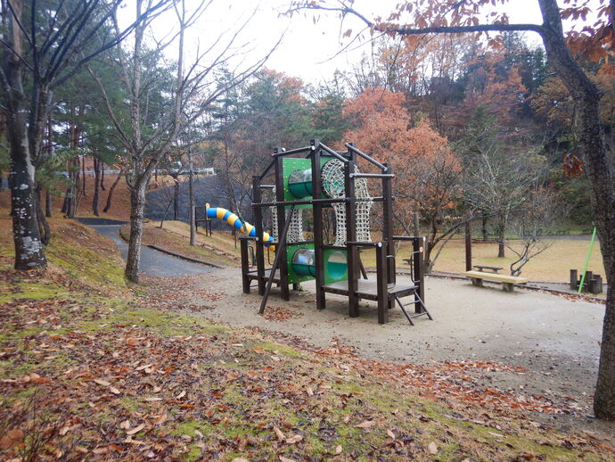 鈴川公園（子供広場）