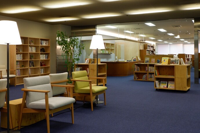 市立図書館中央分館の写真