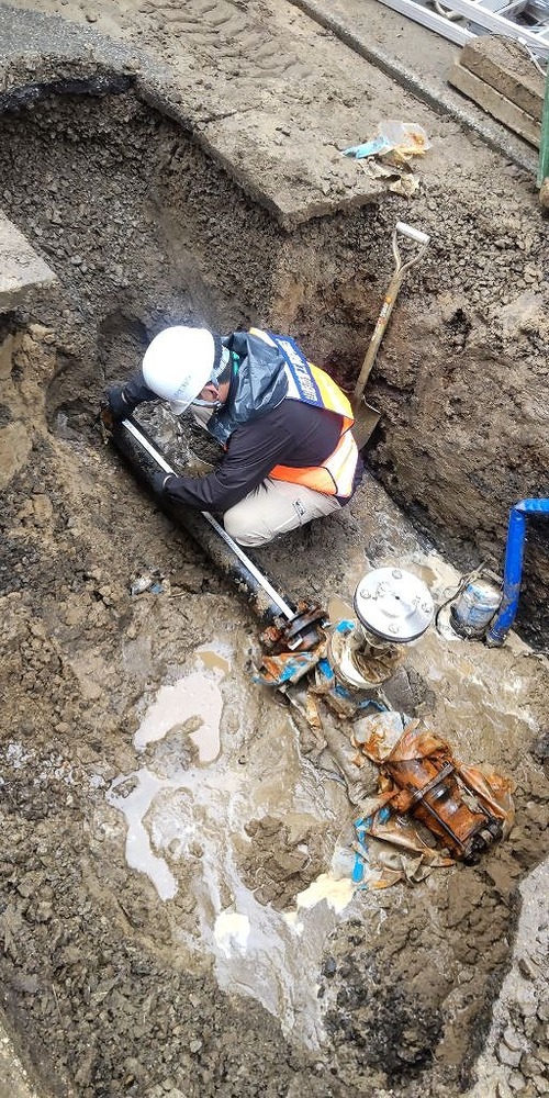 漏水箇所の修繕工事の様子