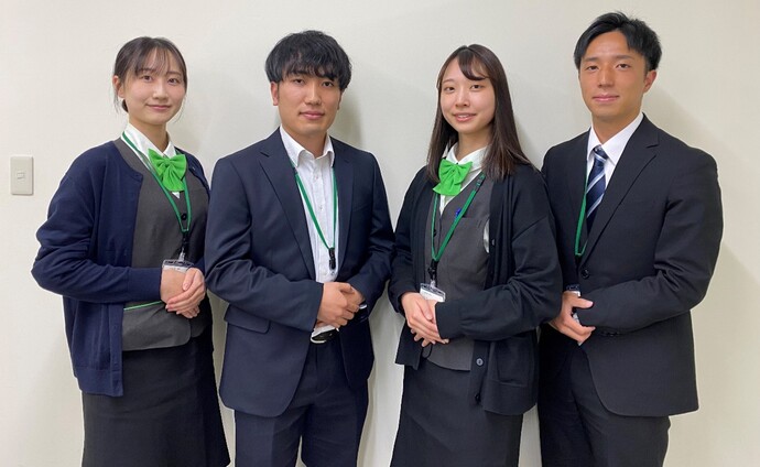 先輩社員たち