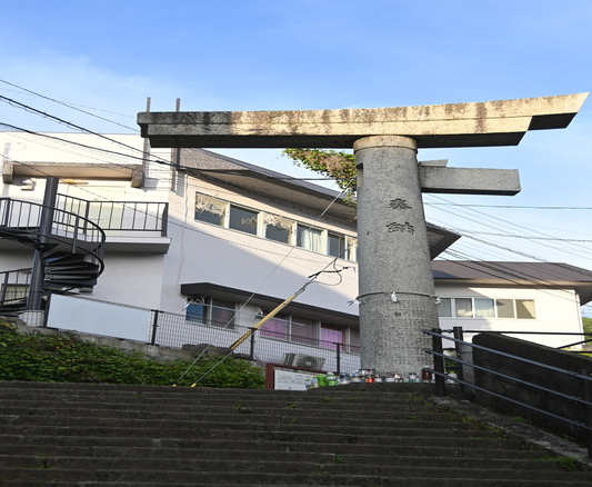 鳥居