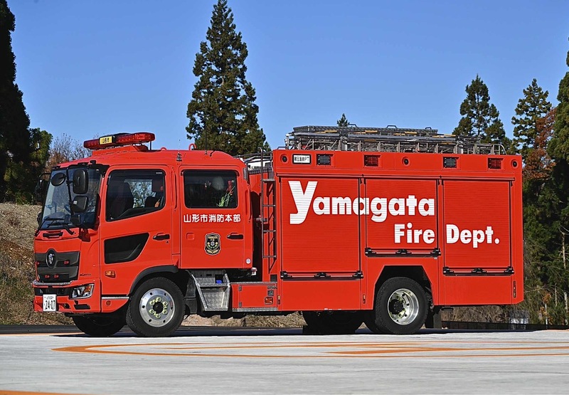 写真:東消防署 蔵王温泉出張所 水槽付ポンプ車