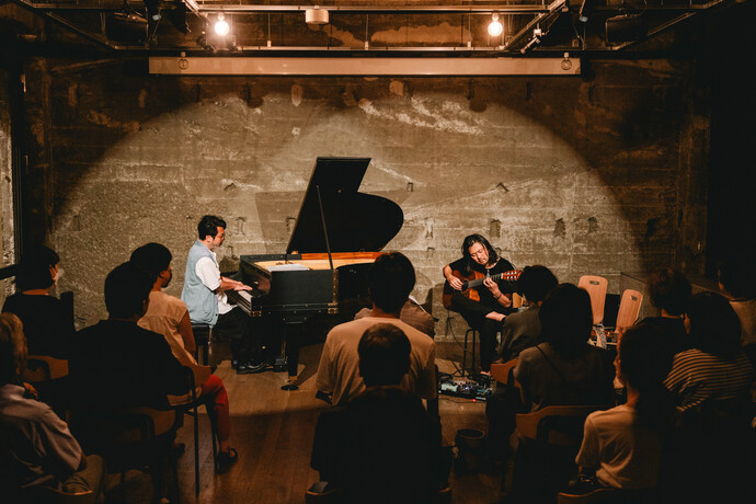 「ほのかに灯る音楽」演奏風景