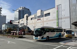 山形駅東口の写真