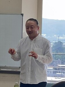 檀上先生