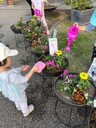 べにっこひろば