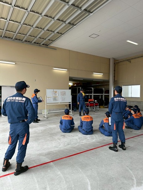 写真2訓練説明の様子2