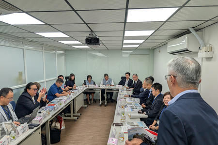 台南市の旅行事業者と意見交換の写真