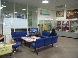 写真:国際交流センタ-ラウンジ