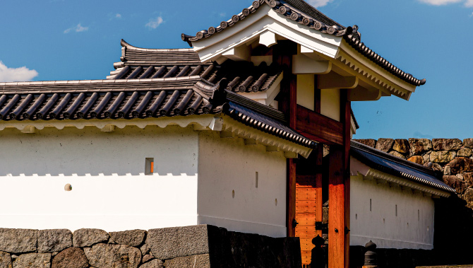 Honmaru Ichimonji-mon gate Korai-mon gate Presented by Mogami Yoshiaki Historical Museum