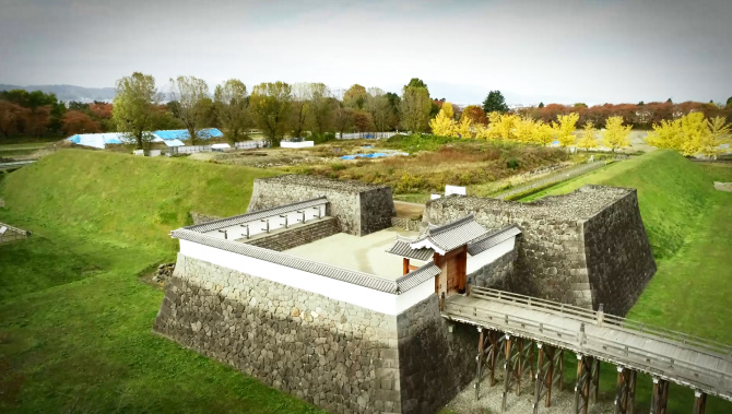 Honmaru Ichimonji-mon gate Masugata-dobei (square shaped earthen wall)