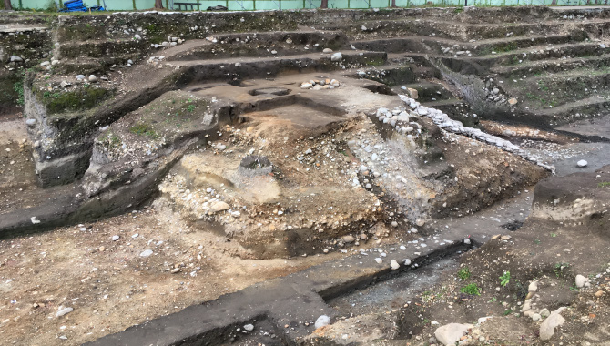 Survey of Honmaru Nishibori west moat Uzumimon-dobashi bridge